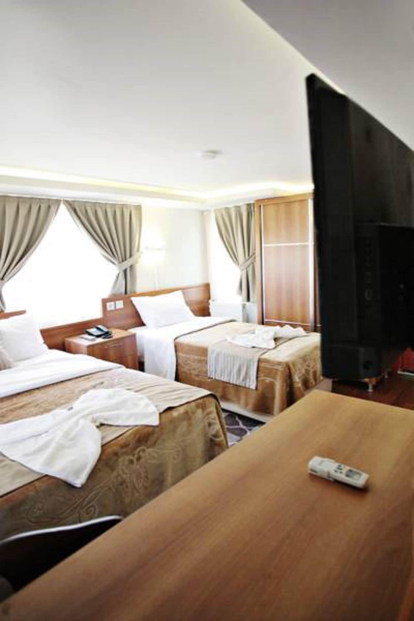 איסטמבול Taksim Palace Hotel מראה חיצוני תמונה
