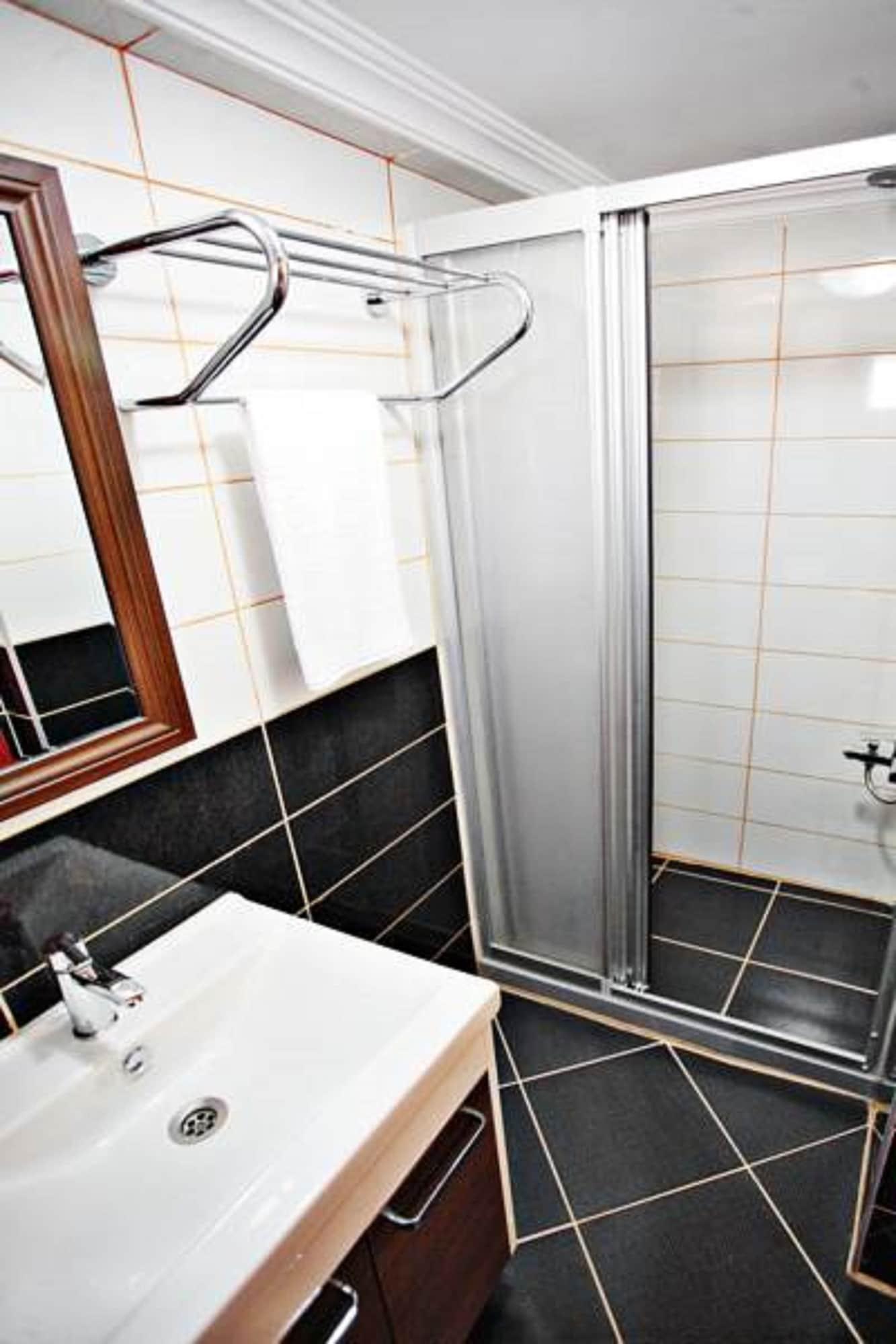 איסטמבול Taksim Palace Hotel מראה חיצוני תמונה