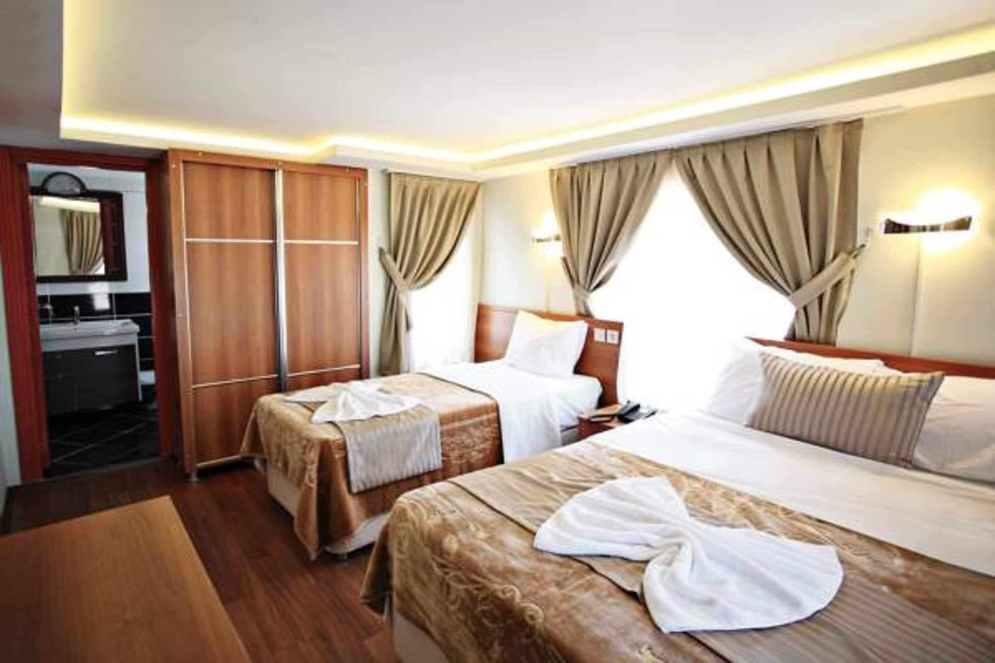 איסטמבול Taksim Palace Hotel מראה חיצוני תמונה